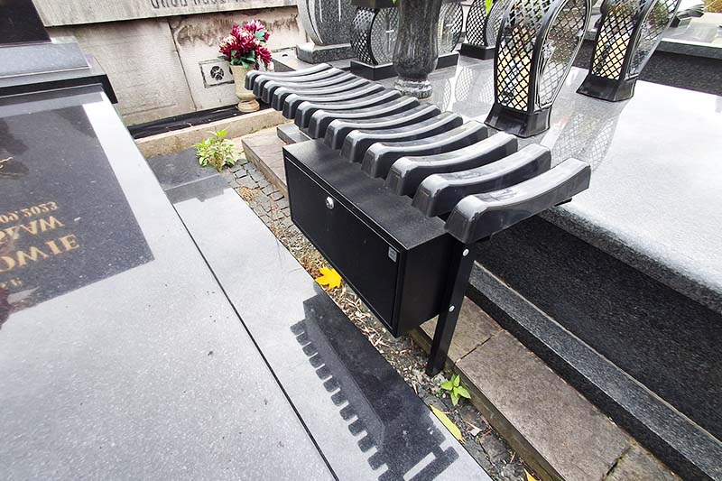 Ławeczka składana, ze schowkiem