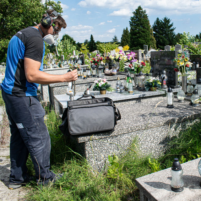 Usługa subskrypcyjna opieki nad grobem i czyszczenia pomnika