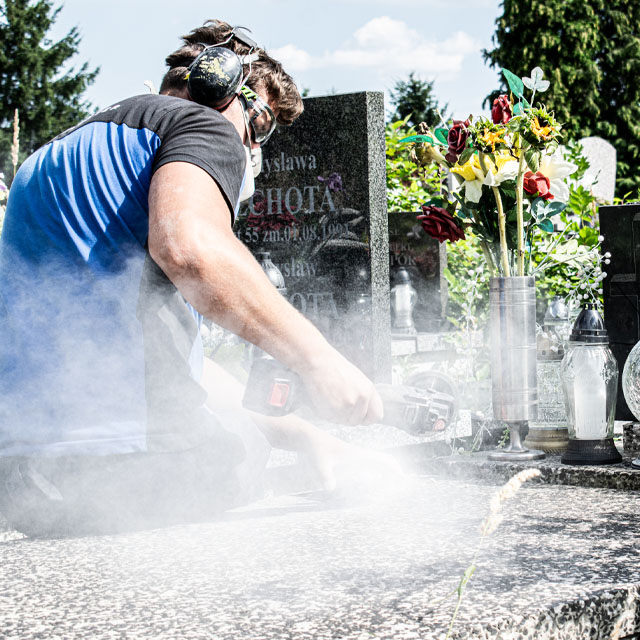 Szlifowanie trzydziestoletniej płyty z lastryka